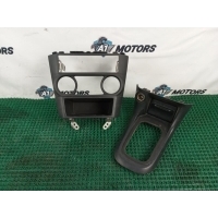 Рамка магнитолы Nissan AD VY11 2001 68470WD200, 96941WD000