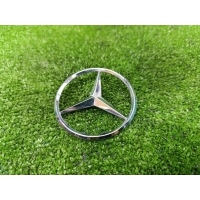 Эмблема крышки багажника Mercedes-Benz C W203 2001 A2037580058