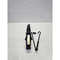 Домкрат подъёмник лифт audi a3 8v a1 8v0011031
