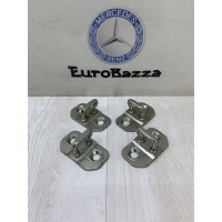 Петля замка двери Mercedes W245 Mercedes W245 B 2005-2012 A1697200004