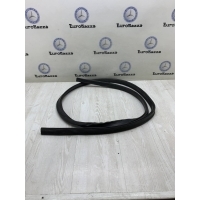 Передний уплотнитель капота Mercedes W164 Mercedes W164 ML 2005-2011 A1648890198