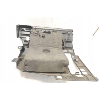 Бардачёк audi a2 8z0 8z1857095f 1.42l дизель 55kw 2002