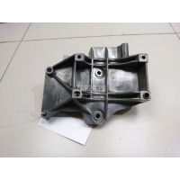 Кронштейн кондиционера VAG Passat [B5] (1996 - 2000) 058260885C