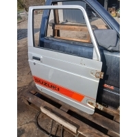 Suzuki самурай дверь правое