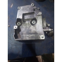 Кронштейн компрессора кондиционера Volkswagen Passat B5 2001 038260885C