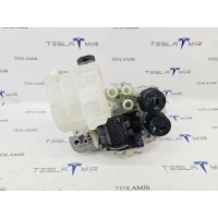 Компрессор кондиционера Tesla Model Y 2022 1555055-00,1506803-00,1523003-00,1523002-00,1613703-00,1492611-00,1547595-A0