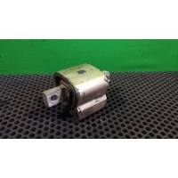 Подушка крепления кпп Mercedes C W203 2004 A 220 24 01 18