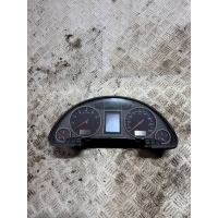 Щиток приборов (приборная панель) Audi A4 B6 2002 8E0920900