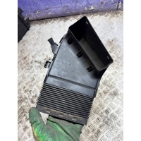 Патрубок воздушного фильтра Audi A4 B6 2002 8E0129617