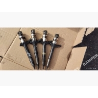 Форсунка Toyota Corolla Verso D4D 2003 2367027020
