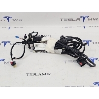 проводка двери задняя правая Tesla Model Y 2022 1489054-00