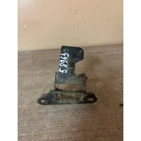 Крючок капота Land Rover Discovery III Volvo FPD000023 FPD000023