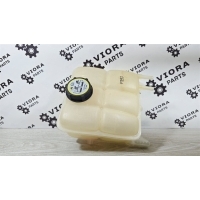 Бачок расширительный Ford Focus 2 2007 1425193, LF8B15350B, 1224268, 1355243, LF5015350B, LF8B15350A, 1230994, 1330955, 3M5H8K218AJ