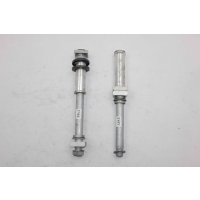 64711-33e20 оригинал suzuki ось задняя gsx-r