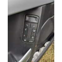 Панель стекол с двери opel vectra c цвет 158 gtc 2003 год 1.8