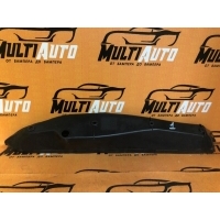 Пыльник крыла Перед. Mercedes C-classe W204 a2048890125
