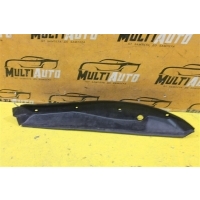 Пыльник крыла Перед. Mercedes C-classe W204 2006-2014 a2048890125