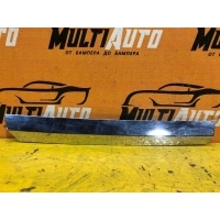 Хром решетки радиатора Mercedes GL X164 A1648881385