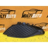 Решетка в бампер Перед. Mercedes A-Classe W176 2011-2015 A1768850422