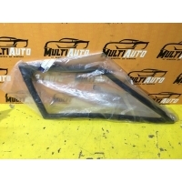 Уплотнитель стекла Mercedes Sprinter W906 a9066711720