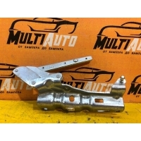 Петля капота Mercedes C-classe W203 A2038800328