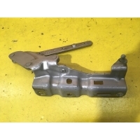 Петля капота Mercedes C-classe W203 A2038800328