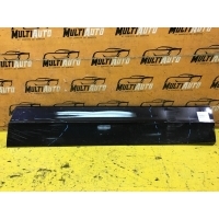Накладка двери Перед. Volkswagen Touareg 3 2018-2020 760854940d