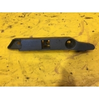 Кронштейн бампера Перед. Ford Focus 2 2008-2011 04325031
