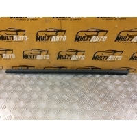 Молдинг двери Перед. Mercedes A-Classe W176 2012-2018 a1767250065