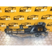 Решетка в бампер Перед. Toyota Land Cruiser 200 2015-2021 5311360090