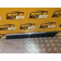Молдинг двери Задн. Mercedes ML W164 2005-2011 A1646905362