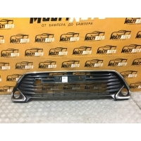 Решетка в бампер Перед. Toyota Camry 55 2014-2017 5311233160