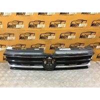 Решетка радиатора Volkswagen Tiguan 2 2016-2020 5NA853653B
