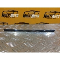 Хром решетки радиатора Перед. Mercedes ML W164 2005-2011 A1648882085