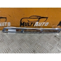 Хром решетки радиатора Mercedes GLS X166 2015-2019 A1668881785