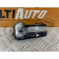 Повторитель поворота зеркало Audi Q3 F3 2018- 81a949101