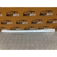 Молдинг двери Перед. Mercedes ML, GL W164, X164 2005-2012 A1646900062
