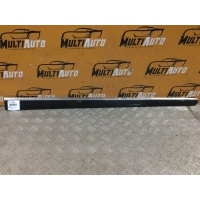 Молдинг двери Перед. Mercedes ML, GL W164, X164 2005-2012 A1646905262