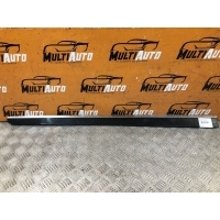 Молдинг двери Перед. Mercedes ML, GL W164, X164 2005-2012 A1646900062