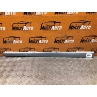 Молдинг двери Перед. Mercedes ML, GL W164, X164 2005-2012 A1646900062