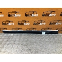 Молдинг двери Перед. Mercedes ML, GL W164, X164 2005-2012 A1646900062