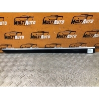 Молдинг двери Перед. Mercedes ML, GL W164, X164 2005-2012 A1646900062
