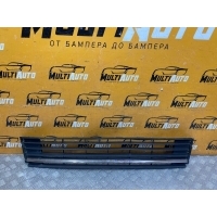 Решетка в бампер Перед. Volkswagen Polo 5 2015-2020 6RU853677C