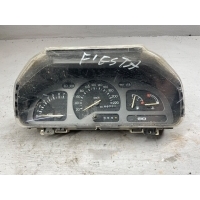 Щиток приборов (приборная панель) Ford Fiesta 3 1991 94FP-10848-BC