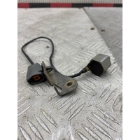 Б/У датчик детонации Mazda Demio DW3W 1996 E1114873, B595-18-921, -Б/У Детали сняты с АВТОМОБИЛЯ