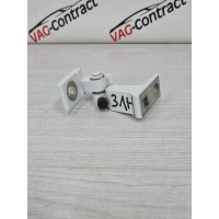 Петля двери нижняя Skoda Rapid 2020 8K0831401K