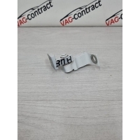 Петля двери нижняя Skoda Rapid 2020 8K0831402K