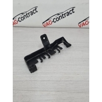 Кронштейн Skoda Rapid 2020 6R0971845M