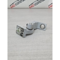 Петля двери верхняя Skoda Rapid 2020 8K0831401P