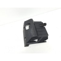 Крышка АКБ Mercedes-Benz A-Class W177 2018-2023 A2475411000